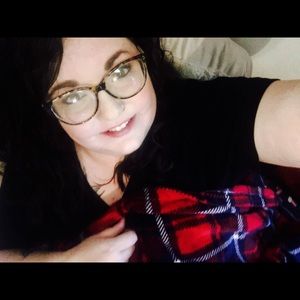 Meet your Posher, Courtney